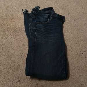 Women’s High Rise Ripped Jeggings